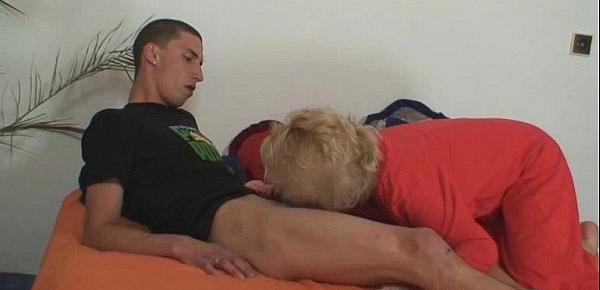  Mother-in-law fucks her son in law